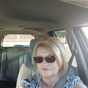 Meet your Posher, Janice